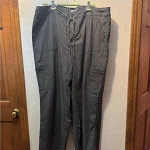 ARULA Army Green Wide Leg Pants